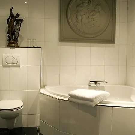 L'auberge Damhotel Hotel