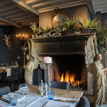 Hotel L'auberge Damhotel 3*