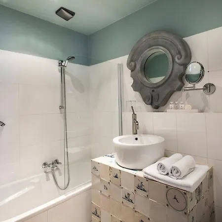 L'auberge Damhotel Hotel 3*