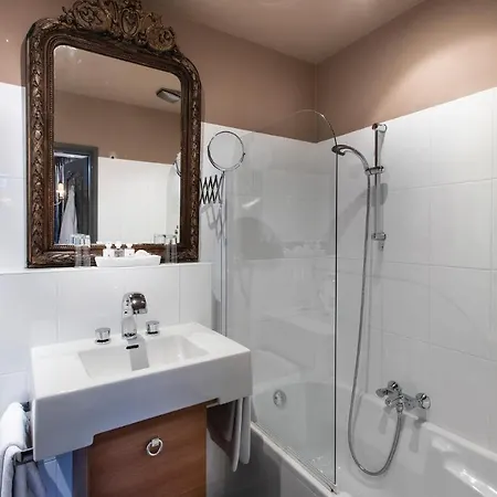 Hotel L'auberge Damhotel 3*